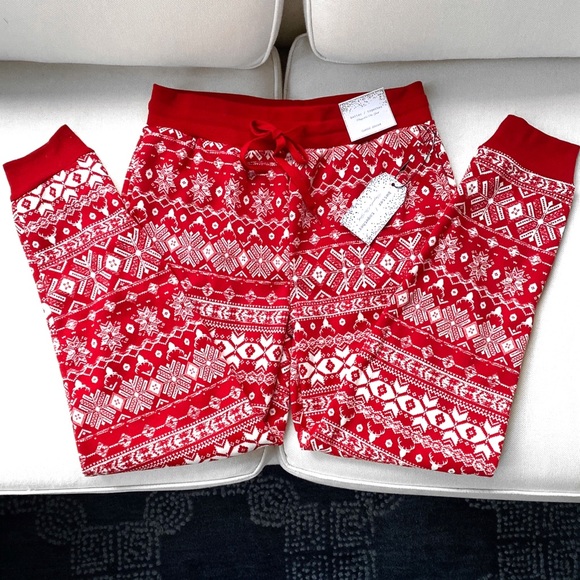🎁 BETTER TOGETHER RED WHITE CLASSIC SWEATSHIRT & JOGGER LOUNGE SET! - Picture 4 of 13